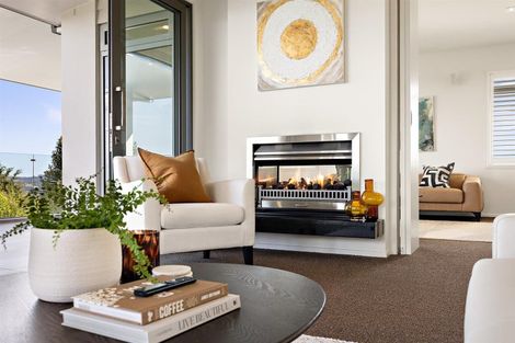 Photo of property in 55 Pinetone Road, Kumeu, 0892