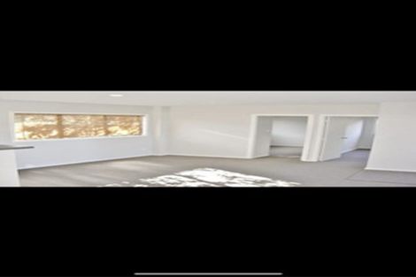 Photo of property in 1/9-11 Masterton Road, Rothesay Bay, Auckland, 0630