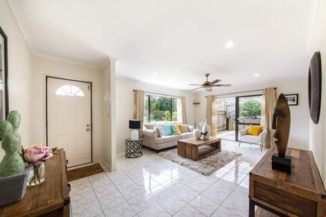 Photo of property in 28 Brookwood Drive, Henderson, Auckland, 0612