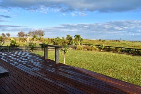 Photo of property in 4 Elley Drive, Carters Beach, Westport, 7825