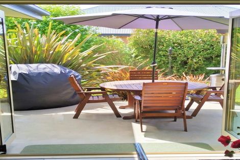 Photo of property in 14 Acacia Avenue, Rangiora, 7400