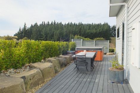 Photo of property in 33 Trailview Lane, Weston, Oamaru, 9401