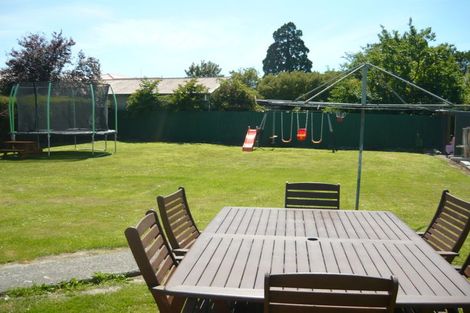 Photo of property in 16 Parsonage Road, Waimate, 7924