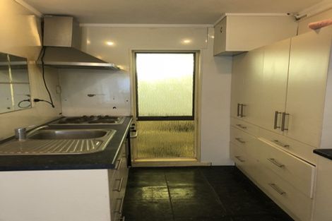 Photo of property in 621 Massey Road, Mangere, Auckland, 2022