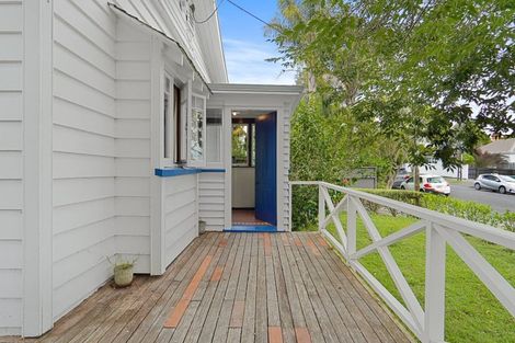Photo of property in 13 Fifth Avenue, Mount Albert, Auckland, 1025