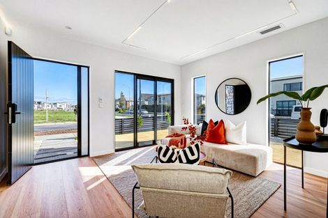 Photo of property in 1 Sails Road, Hobsonville, 0616