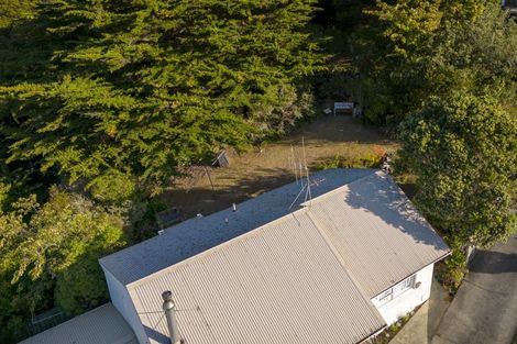 Photo of property in 19a Hicks Close, Whitby, Porirua, 5024