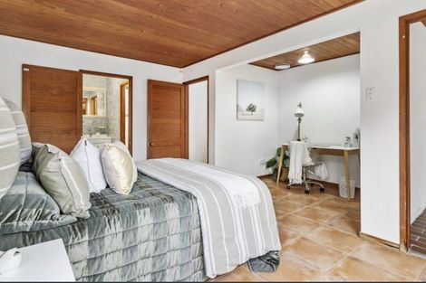 Photo of property in 966 Beach Road, Torbay, Auckland, 0630