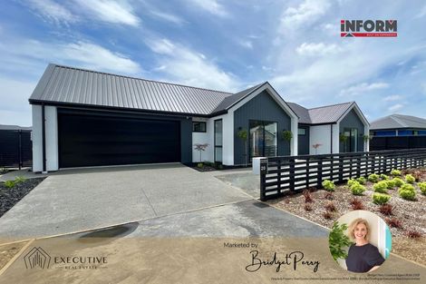 Photo of property in 20 Dray Place, Halswell, Christchurch, 8025