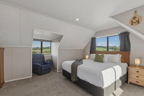 Photo of property in 17 Mountain Road, Western Heights, Rotorua, 3015