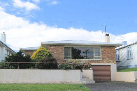 Photo of property in 41 Pitau Road, Mount Maunganui, 3116