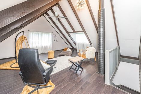 Photo of property in 10 D'arcy Road, Bastia Hill, Whanganui, 4500