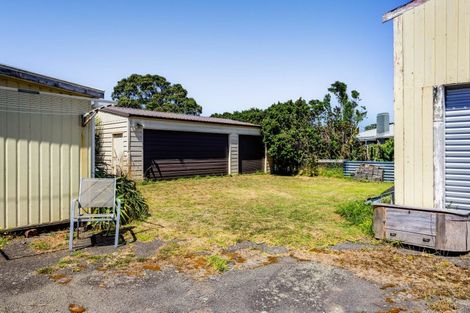 Photo of property in 68 Domett Street, Opunake, 4616