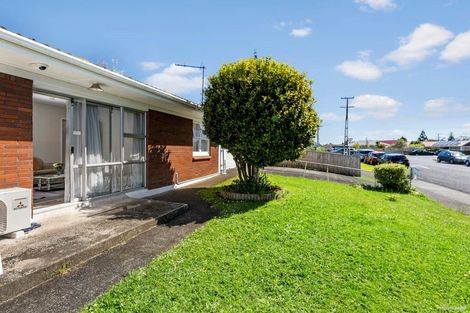 Photo of property in 2/55 Gray Avenue, Mangere East, Auckland, 2024