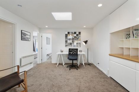 Photo of property in 133 Main Road, Redcliffs, Christchurch, 8081