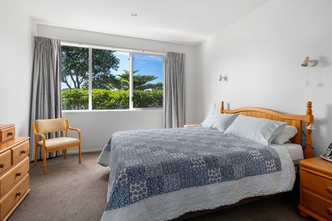 Photo of property in 10 Coprosma Close, Papamoa Beach, Papamoa, 3118