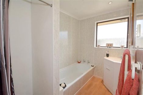 Photo of property in 54 Mcdonald Street, Mosgiel, 9024