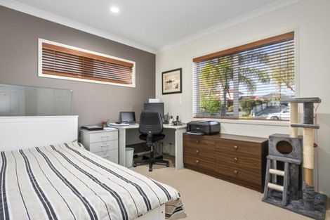 Photo of property in 6 Condor Drive, Pyes Pa, Tauranga, 3112