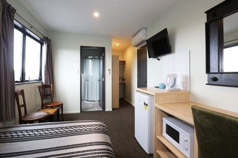 Photo of property in 5 Wharenui Road, Upper Riccarton, Christchurch, 8041