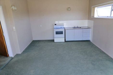 Photo of property in 32 Crownhill Street, Spotswood, New Plymouth, 4310
