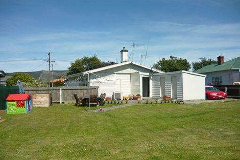 Photo of property in 16 Parsonage Road, Waimate, 7924