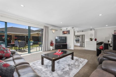 Photo of property in 243 Gloucester Road, Mount Maunganui, 3116