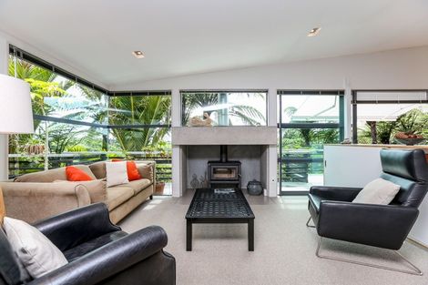 Photo of property in 135 Wairau Road, Kaitake, New Plymouth, 4374