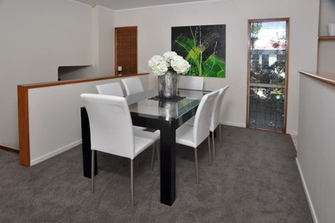 Photo of property in 92b Coronation Road, Hillcrest, Auckland, 0627