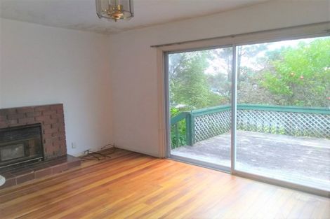 Photo of property in 34 Woodside Avenue, Northcote, Auckland, 0627