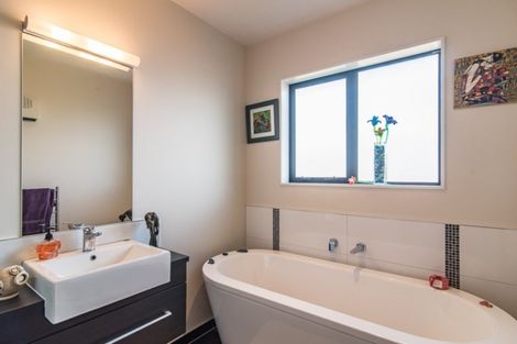 Photo of property in 4 Moy Place, Otaki, 5512