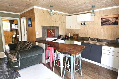 Photo of property in 4 Nikau Heights, Little Wanganui, Karamea, 7893