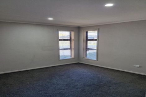 Photo of property in 40 Magnolia Drive, Westown, New Plymouth, 4310