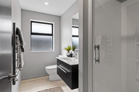 Photo of property in 17 Pajet Street, Marshland, Christchurch, 8083