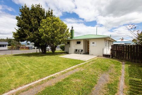 Photo of property in 18 Dublin Street, Dannevirke, 4930