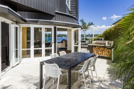 Photo of property in 6 Eric Price Avenue, Takapuna, Auckland, 0620