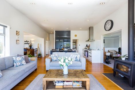 Photo of property in 39 Sylvan Way, Silverstream, Upper Hutt, 5019