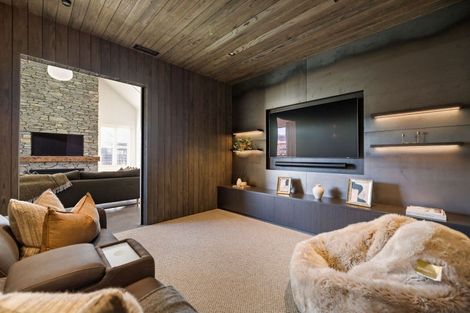 Photo of property in 30 Cunninghams Drive, Jacks Point, Queenstown, 9371