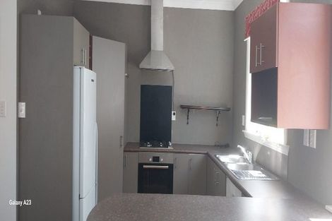 Photo of property in 22 Riddlers Crescent, Petone, Lower Hutt, 5012