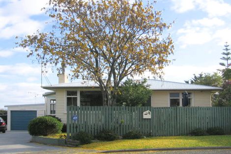 Photo of property in 24 Stirling Grove, Greerton, Tauranga, 3112