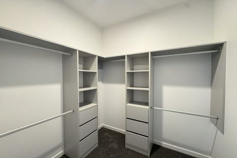 Photo of property in 23 Kerekin Drive, Oteha, Auckland, 0632