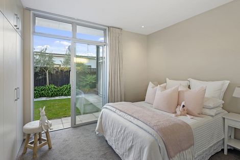 Photo of property in 27 Main Road, Redcliffs, Christchurch, 8081