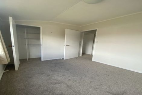 Photo of property in 37 Seaward Place, Wattle Downs, Auckland, 2103