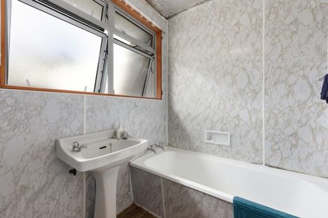 Photo of property in 12 Fendalton Crescent, Pinehaven, Upper Hutt, 5019