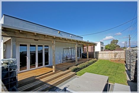 Photo of property in 51 Nash Parade, Foxton Beach, Foxton, 4815