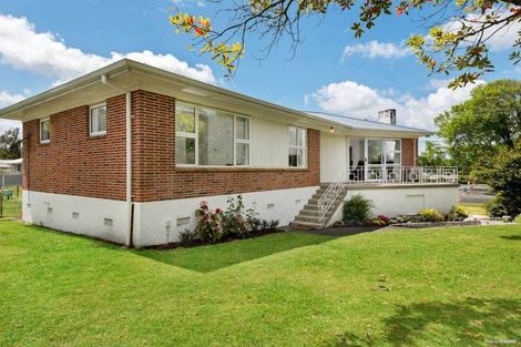 Photo of property in 25 Kayes Road, Pukekohe, 2120