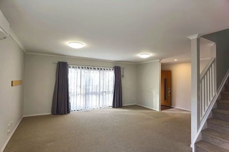 Photo of property in 125 Riverpark Crescent, Henderson, Auckland, 0610