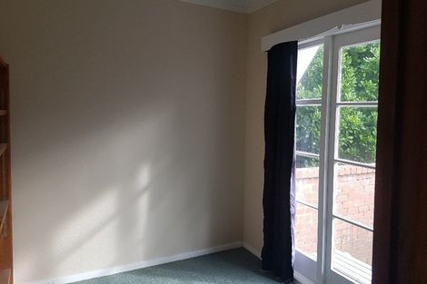 Photo of property in 12 Olivia Crescent, Tawa, Wellington, 5028