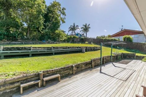 Photo of property in 13 Tableau Place, Totara Vale, Auckland, 0629