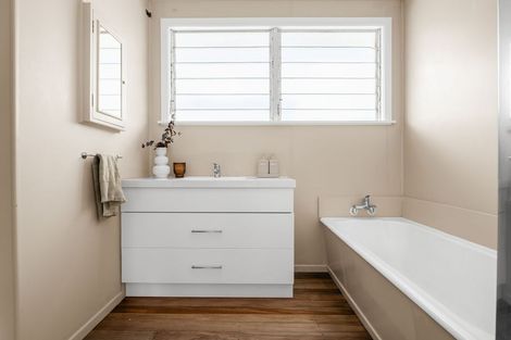 Photo of property in 53 Newcastle Road, Dinsdale, Hamilton, 3204