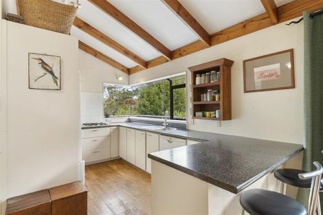 Photo of property in 44 Wintour Road, Waimauku, 0812